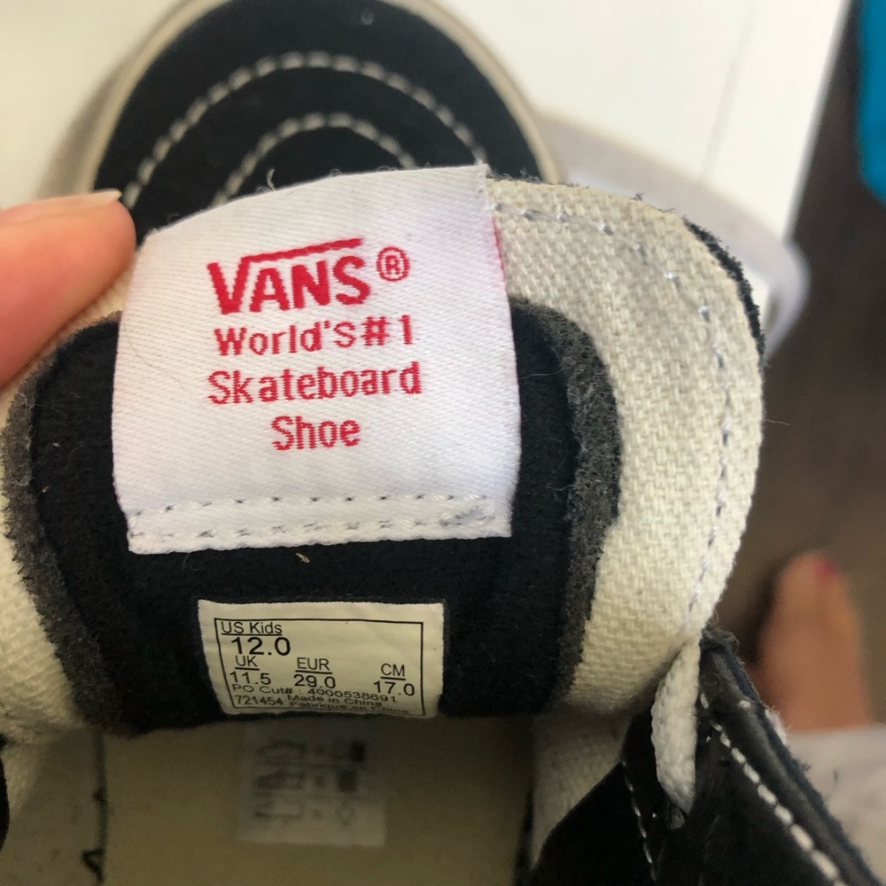 Kids Vans - Picture 4 of 4